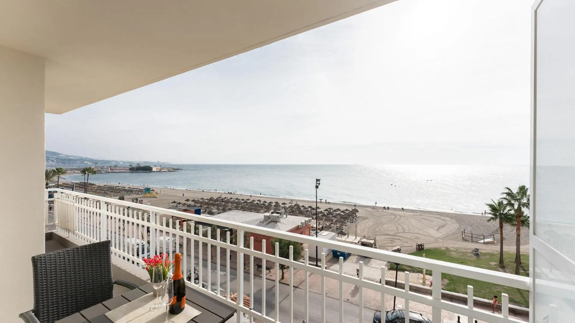 Malagasuite Impressive Seaviews フエンヒロラ