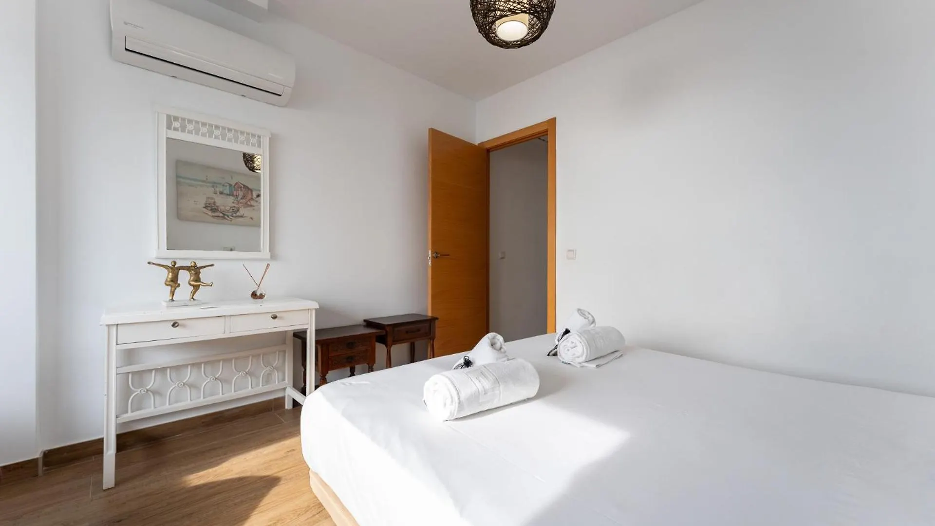 Malagasuite Impressive Seaviews フエンヒロラ アパート